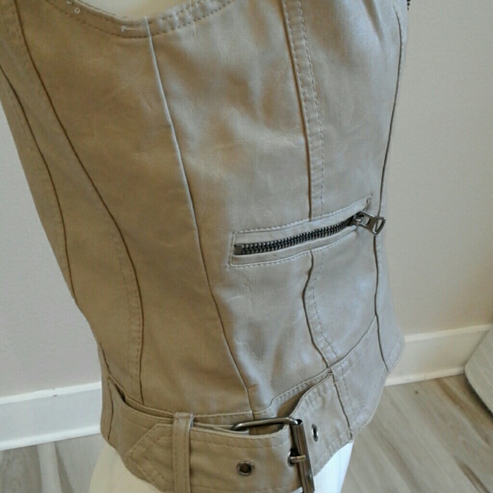 American Rag faux leather vest - Picture 2 of 3